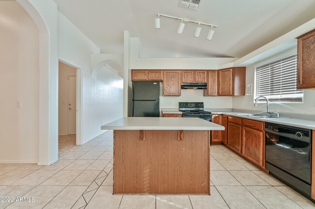 Photo - 2607 E Anderson Dr
