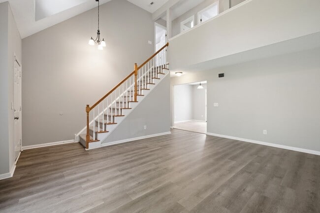 Photo - 3378 Chadbury Dr NW