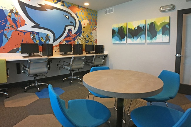 Photo - Seahawk Landing