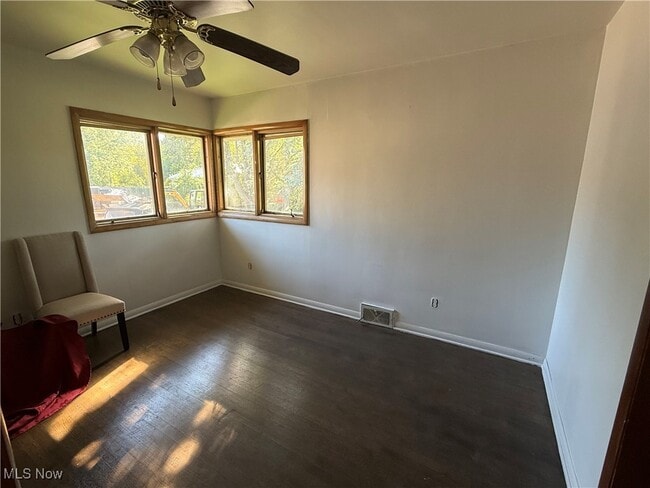 Photo - 9060 State Rd