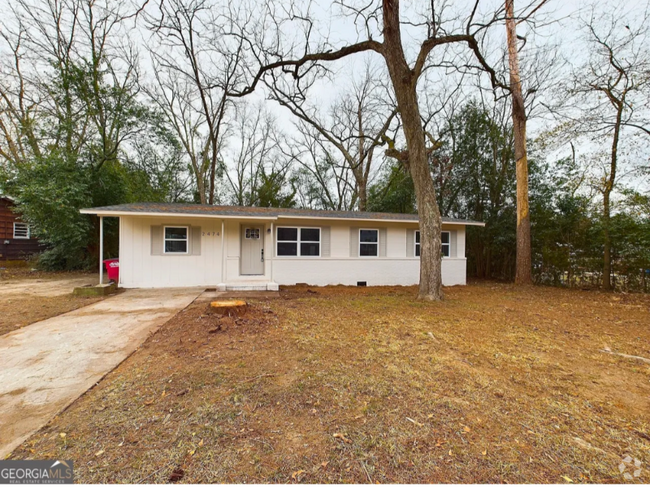 Building Photo - 2474 Hillside Dr Rental