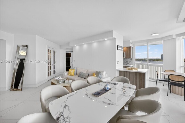 Photo - 1000 E Island Blvd Unit 1410