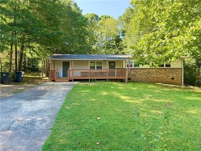 1414 Sycamore Dr NW