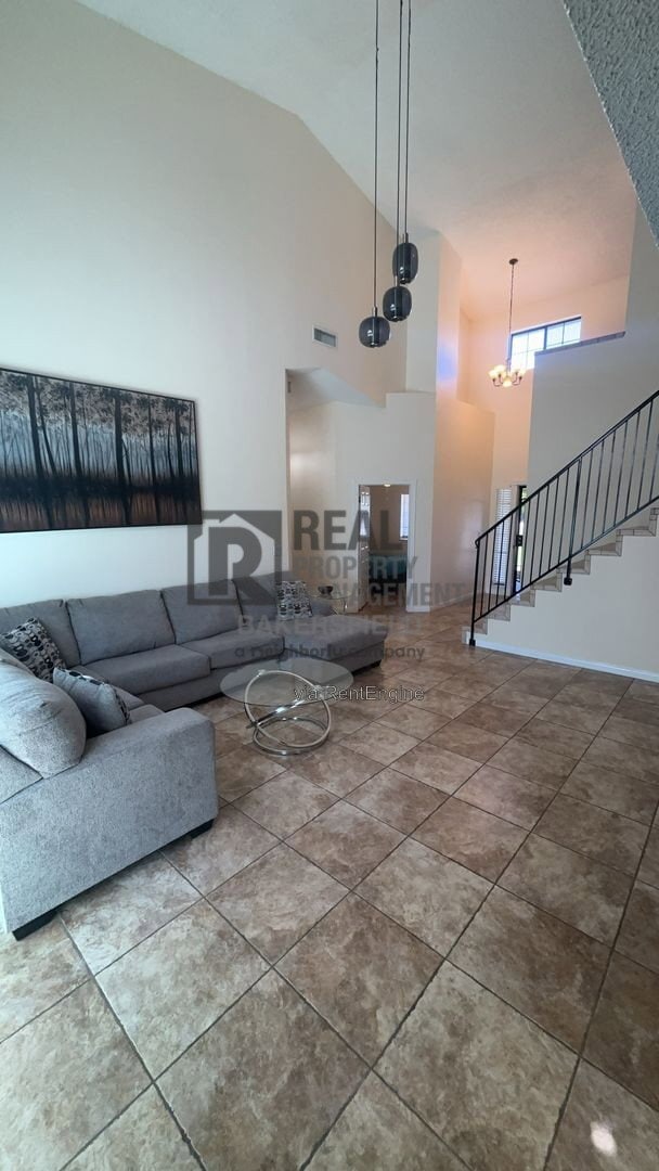 4213 Southern Breeze Dr