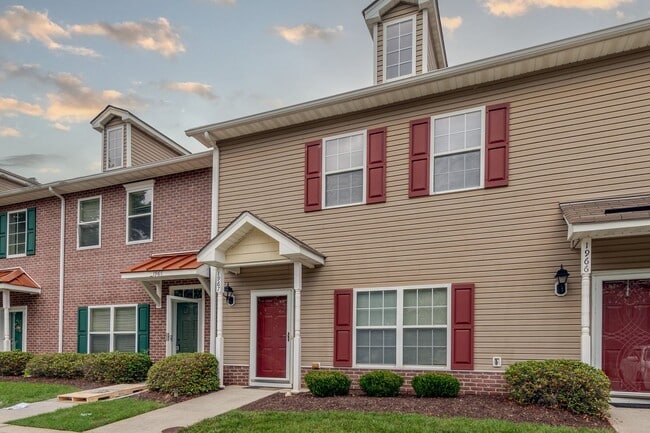 Photo - 1967 Algonquin Trail Townhome