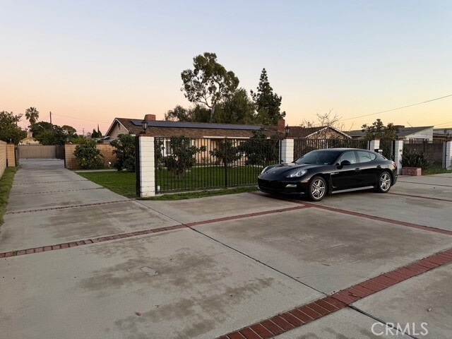 Photo - 12872 Gilbert St