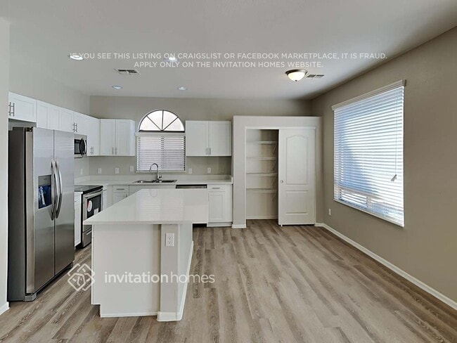 Photo - 3689 E Sundance Ave