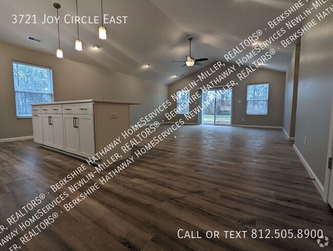 Building Photo - Make your move and save big! Receive $1,00... Rental