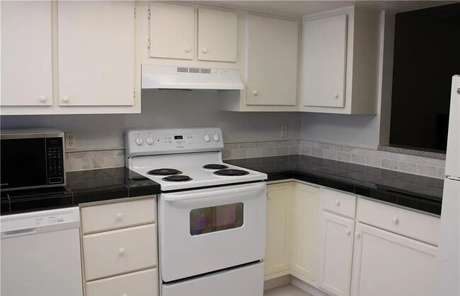 Photo - 203 SE 15th Pl Unit # 214