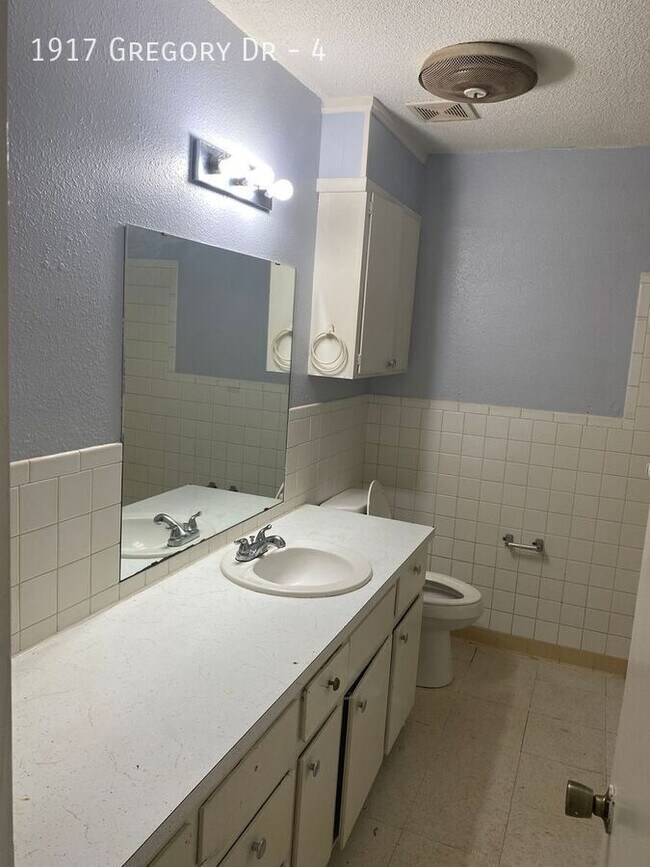 Photo - 1917 Gregory Dr Apartamento Unidad 4