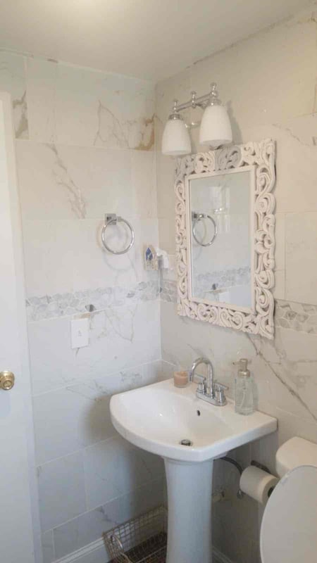 Photo - 220 Best St