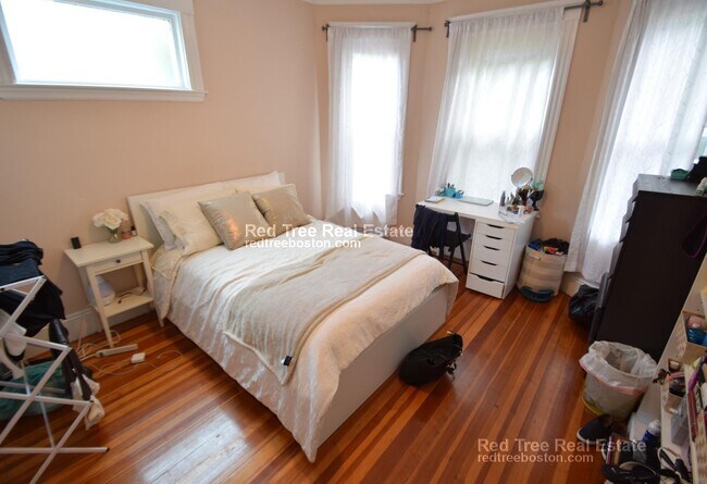 115 Browne St Unit 3
