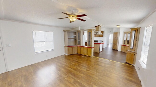 Photo - "Charming 3-Bed, 2-Bath Retreat in Gatesvi... Unit E8