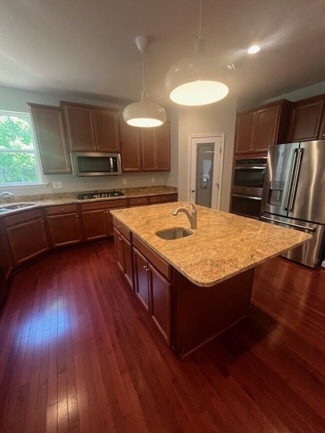 Photo - THREE LEVELS OF LUXURY