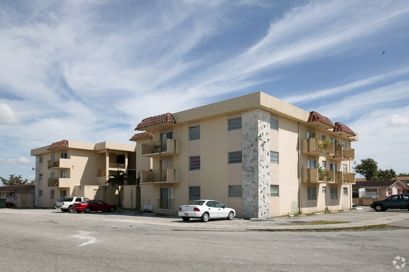 2805 W 14th Ave - Mar Kay Apartments