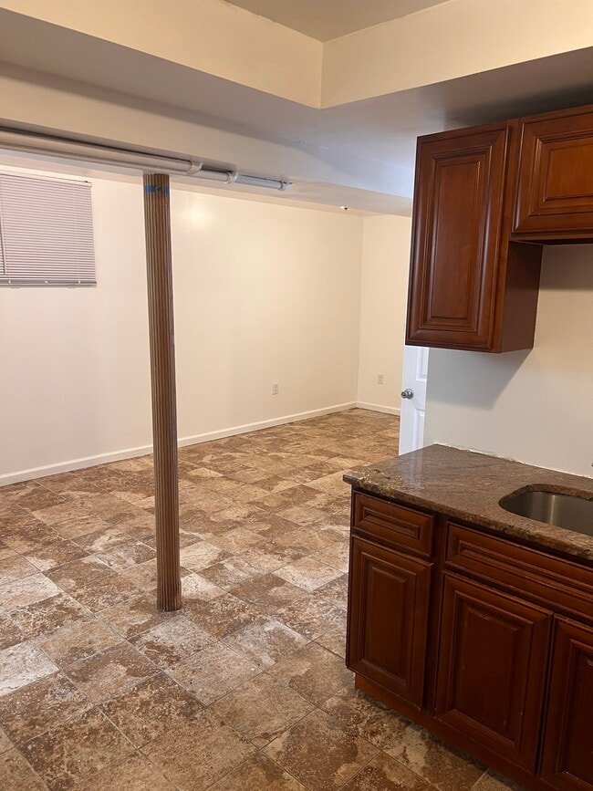 Photo - 163 Fair St Unidad B1