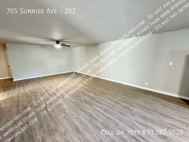 Photo - 705 Sunrise Ave Unidad 202