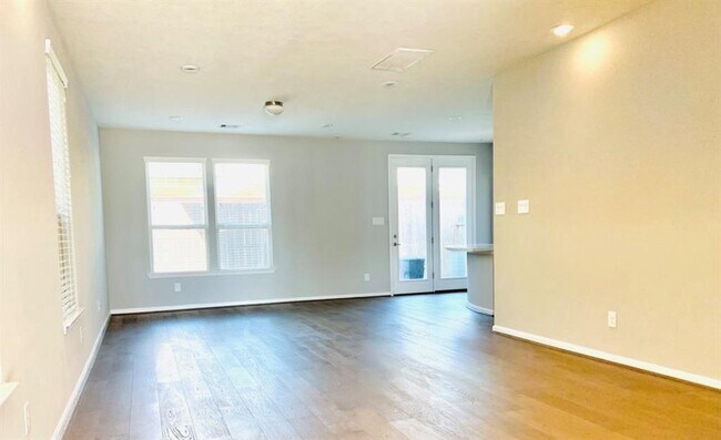 Photo - 8908 Hollister Commons Ln