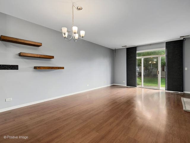 Photo - 835 Genesee Dr