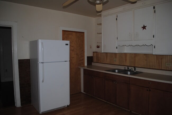 Photo - 3 bedroom, 2 bath, 2 story half double house