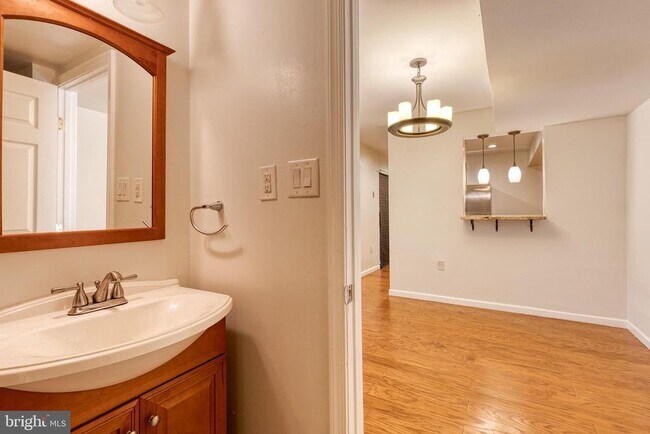 Photo - 10564 Cross Fox Ln