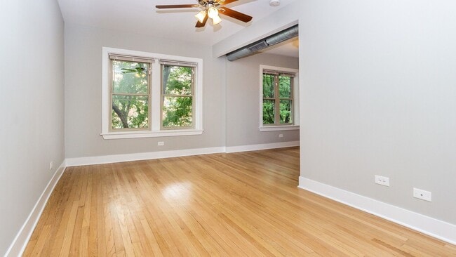 Photo - Stunning 1 bed 1 bath in the Lincoln Square area Unit 2