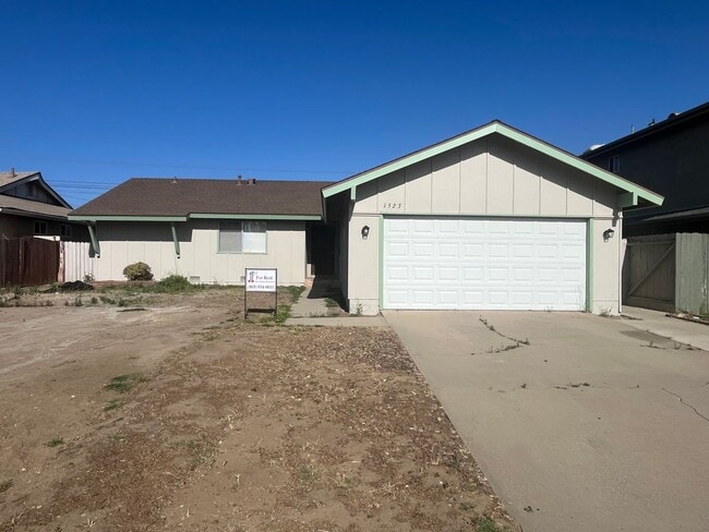 Photo - 1523 Wallis Ave Casa