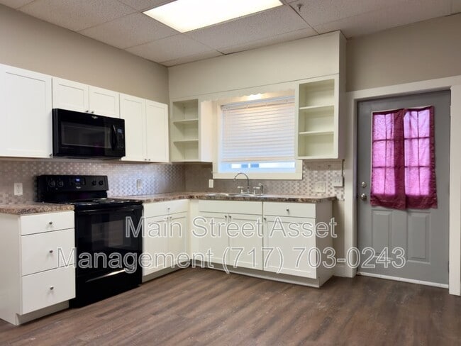 Photo - 100 S Front St Unit 5