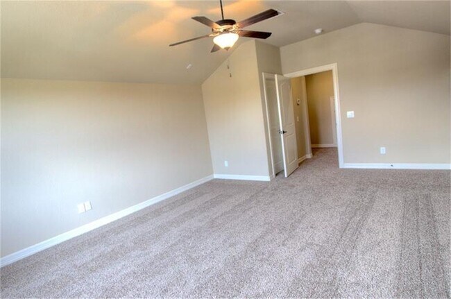 Photo - 63 Silent Cir Dr