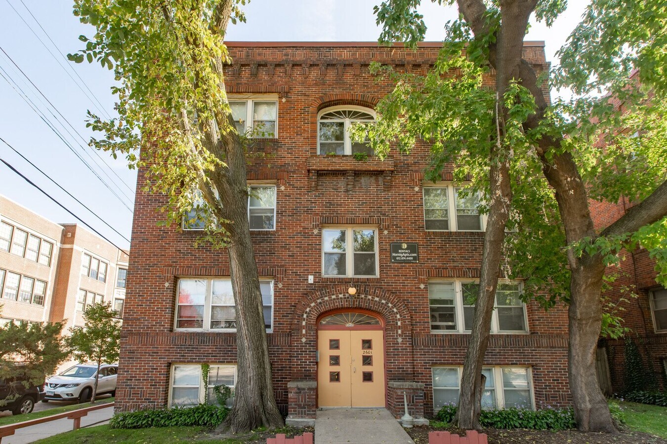 Photo - 2601/05 Fremont Ave S