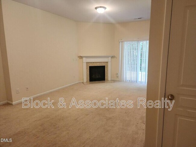 Photo - 642 Cupola Dr