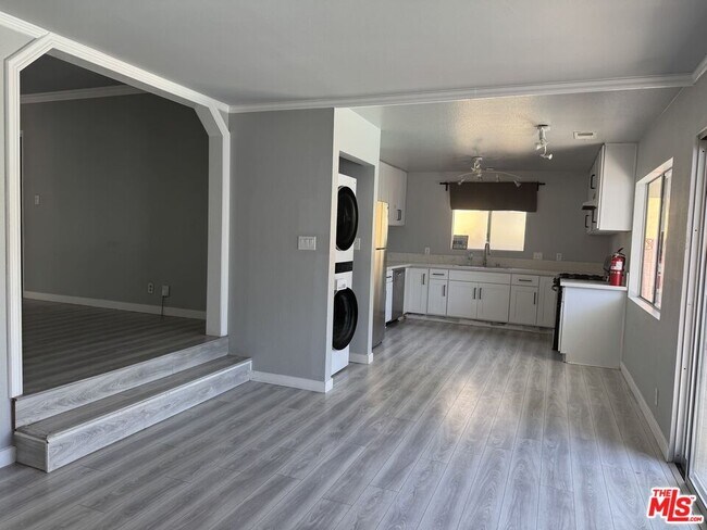 Photo - 6556 Forbes Ave