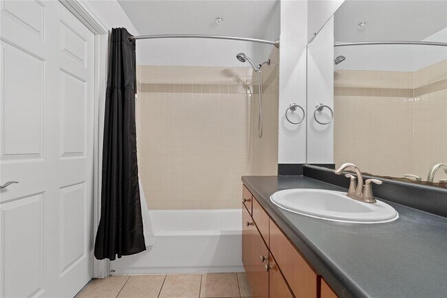 Photo - 2515 Pearl St Unidad 101