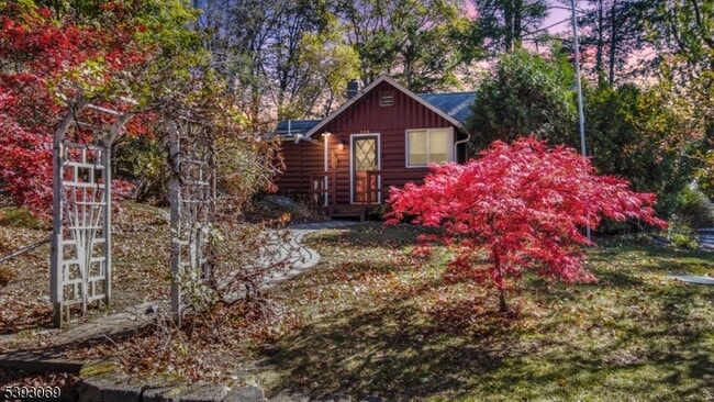 Photo - 215 Annisquam Rd