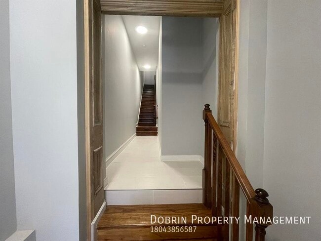 Photo - 4 W Cary St Unit 1