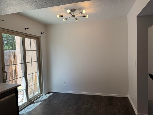 706 Fruit Ave NW Unit 2