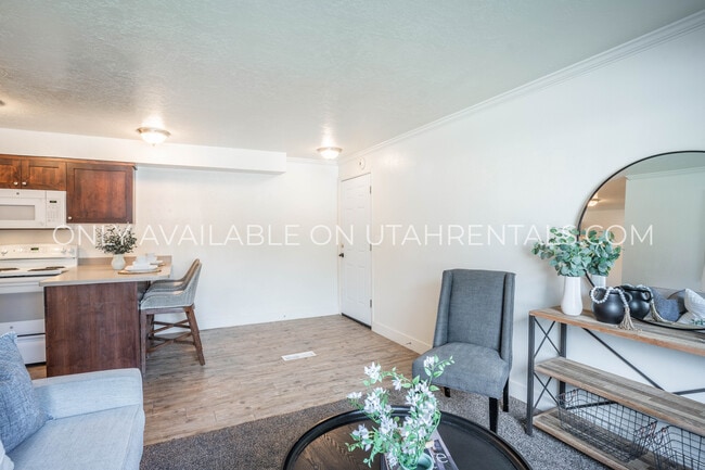 Eagle Tree Apartments