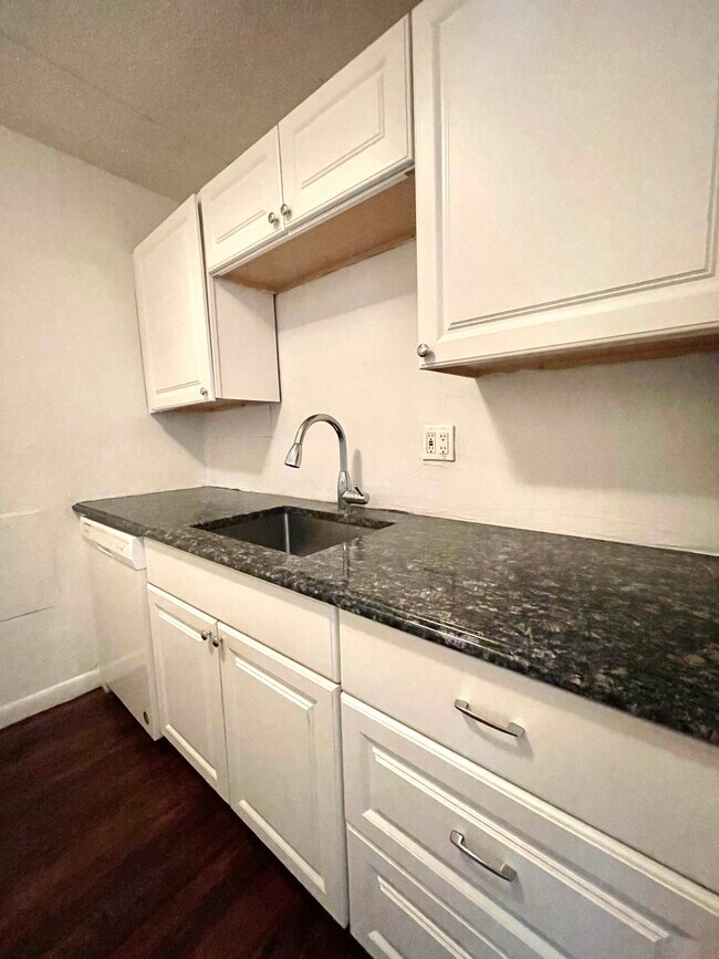 Photo - 21 Dougherty Blvd Unit V3