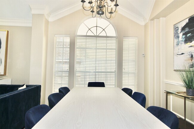 Photo - 1107 Woodley Bend