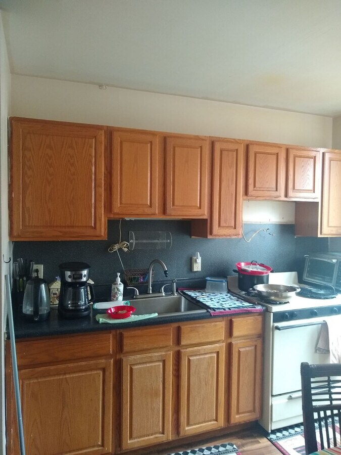 Photo - 328 Pearsall Ave Apartments Unit 2