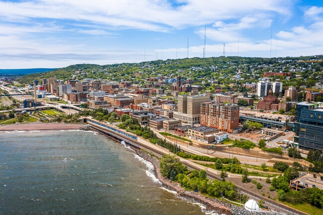 Photo - 311 E Superior St Unidad 902