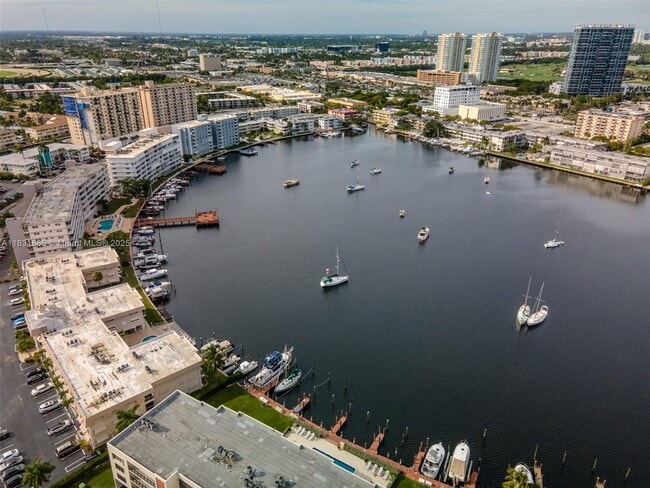 Photo - 137 Golden Isles Dr Unit 709