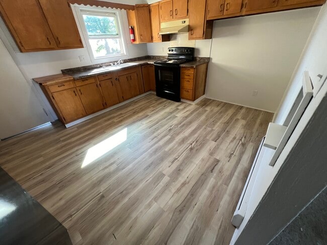 Photo - 143 E South St Unit 143