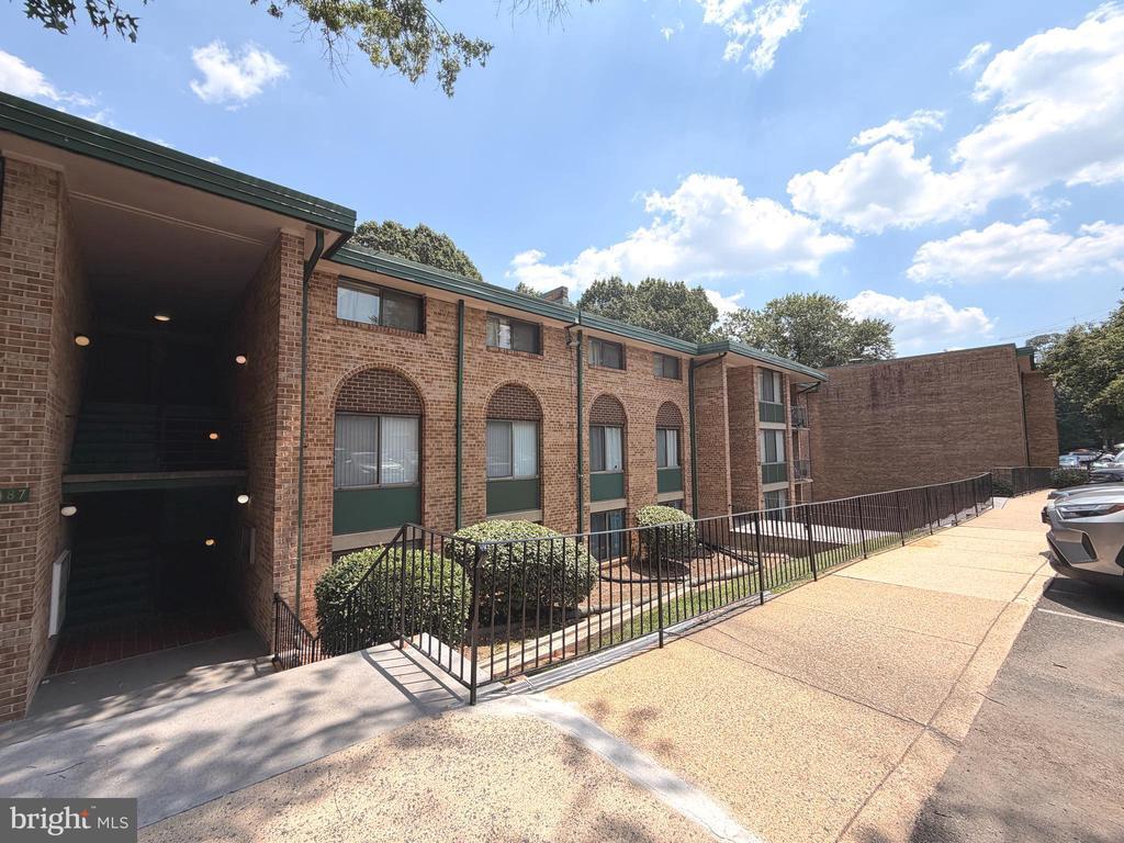 Photo - 487 N Armistead St Unit 203
