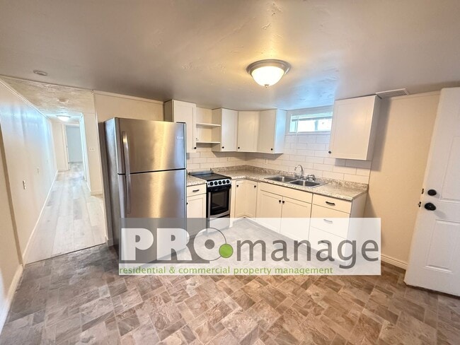 Photo - 437 W Crowley St Unidad 437 B