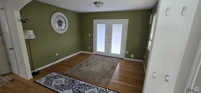 Building Photo - 15408 14th Ave W Rental