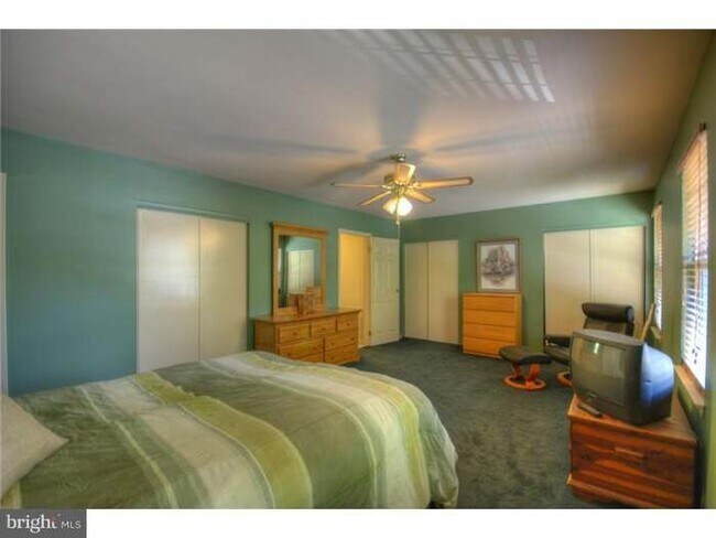 Photo - 19 Fawnhollow Ct