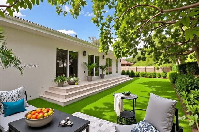 Photo - 2251 SW 20th St