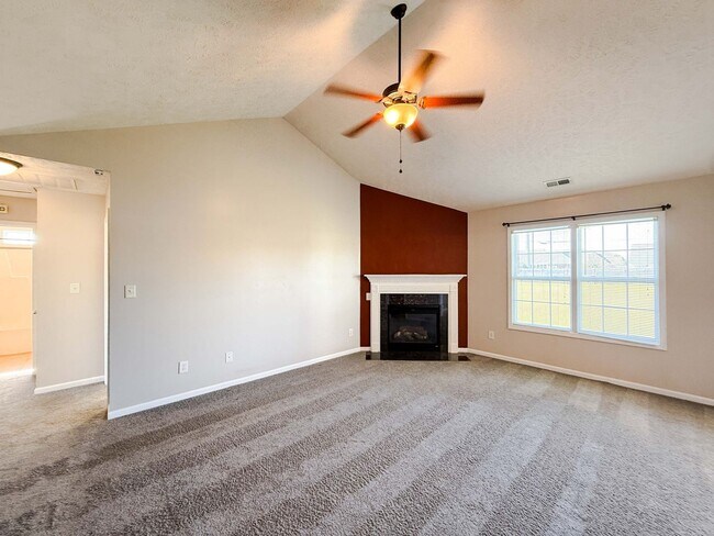 Photo - 1904 Yellowbrick Rd