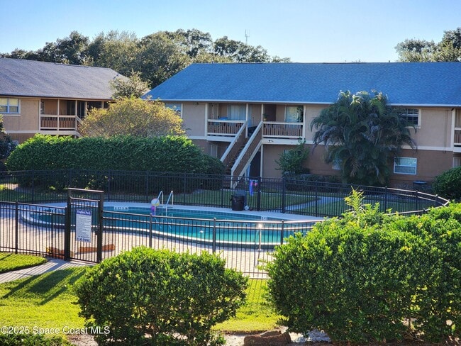 Photo - 236 Bristol Ct Unidad 236